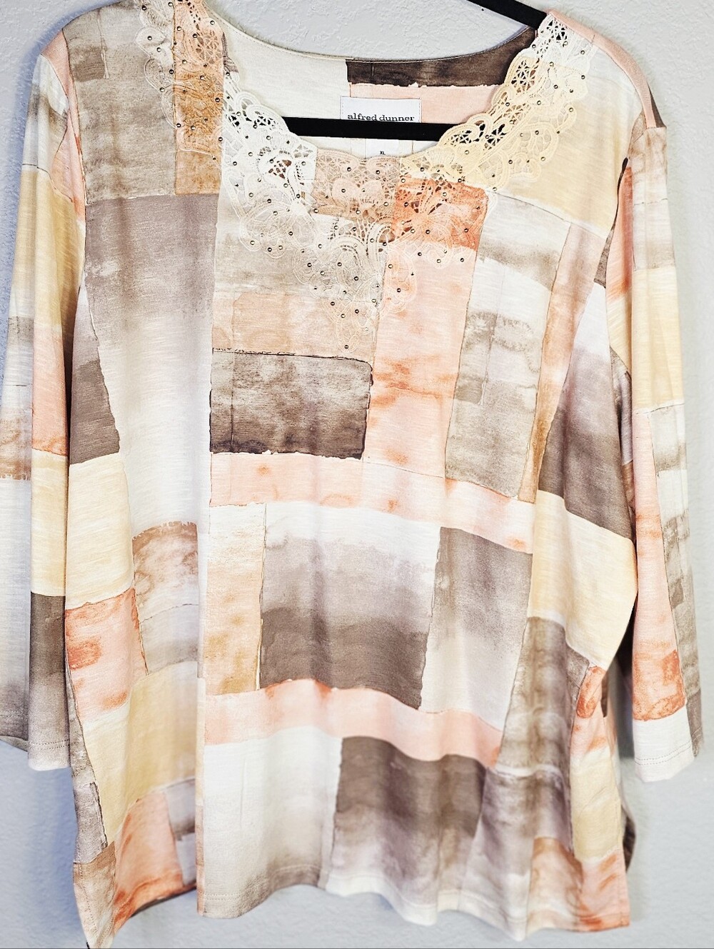 Alfred Dunner XL Abstract Patchwork Lace Rhinestone Tunic Top 3/4 Sleeve